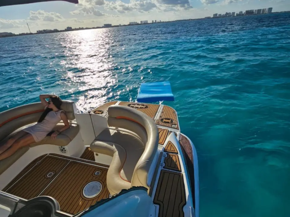 renta de barcos en cancun 16