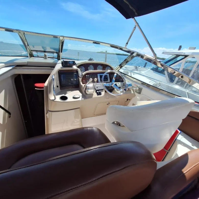 yacht charter in cancun 10