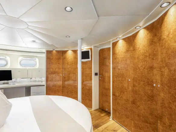 luxury yacht cancun 3