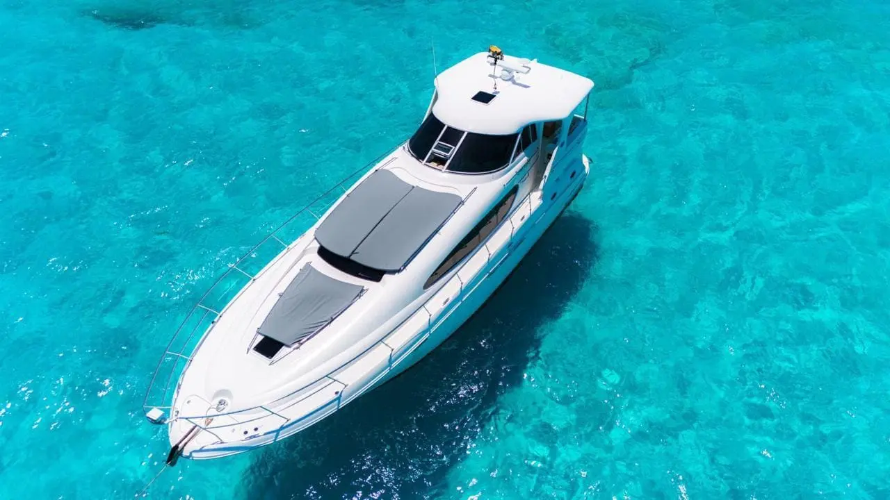 yacht cancun isla mujeres 2
