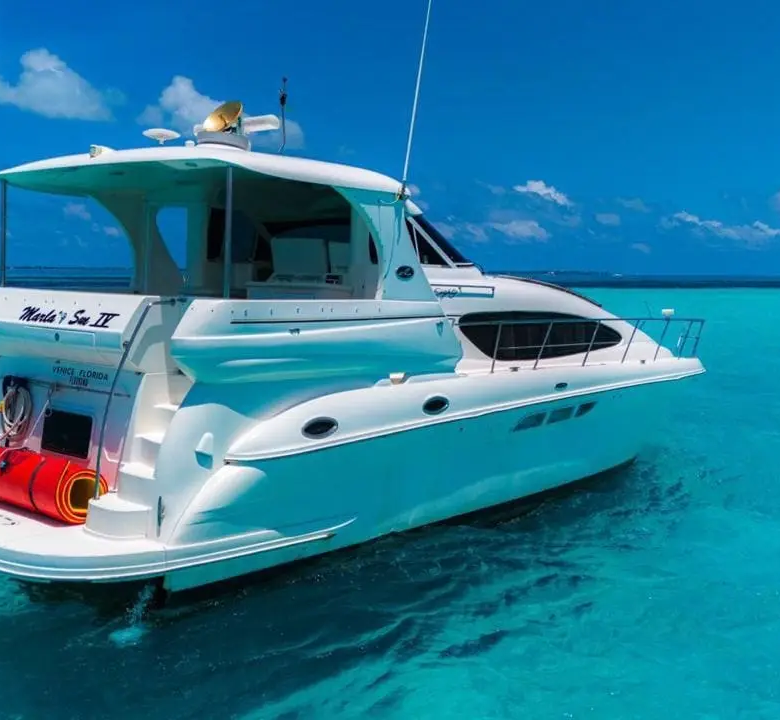 yacht cancun isla mujeres 3