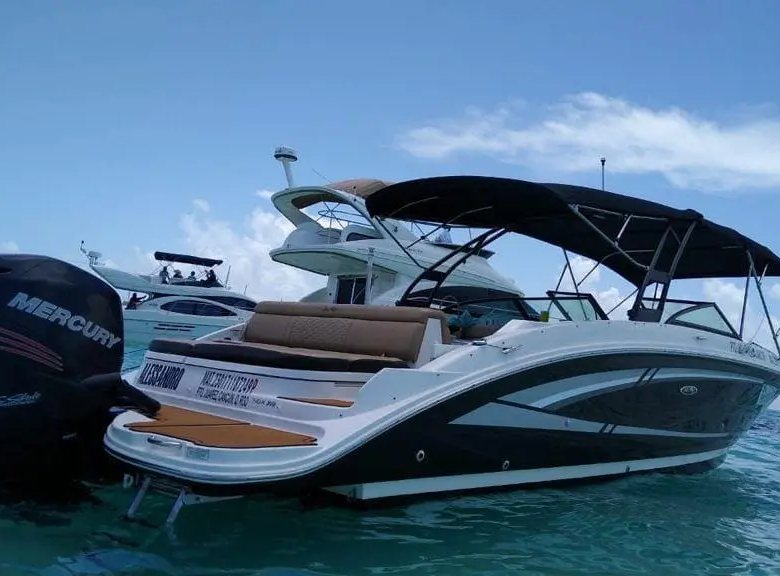 boat rental cancun 9