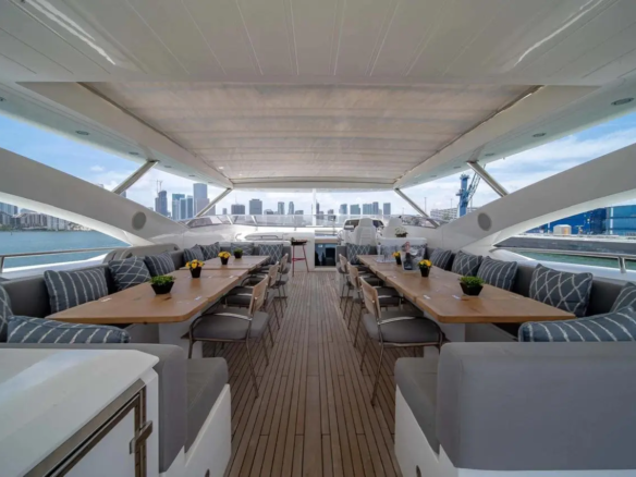 renta de yates de lujo en cancun 3