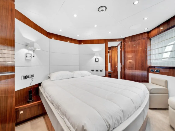 renta de yates de lujo en cancun 4