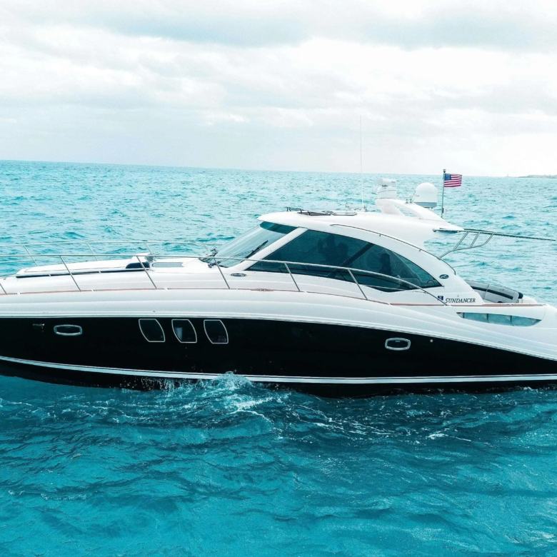 boat rentals cancun 4