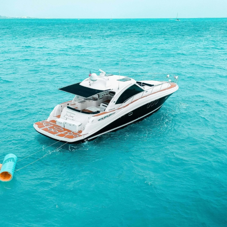 boat rentals cancun 5