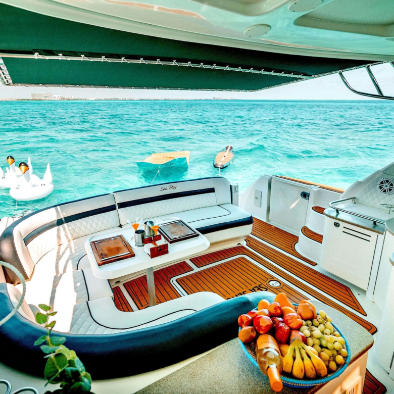 boat rentals cancun 12
