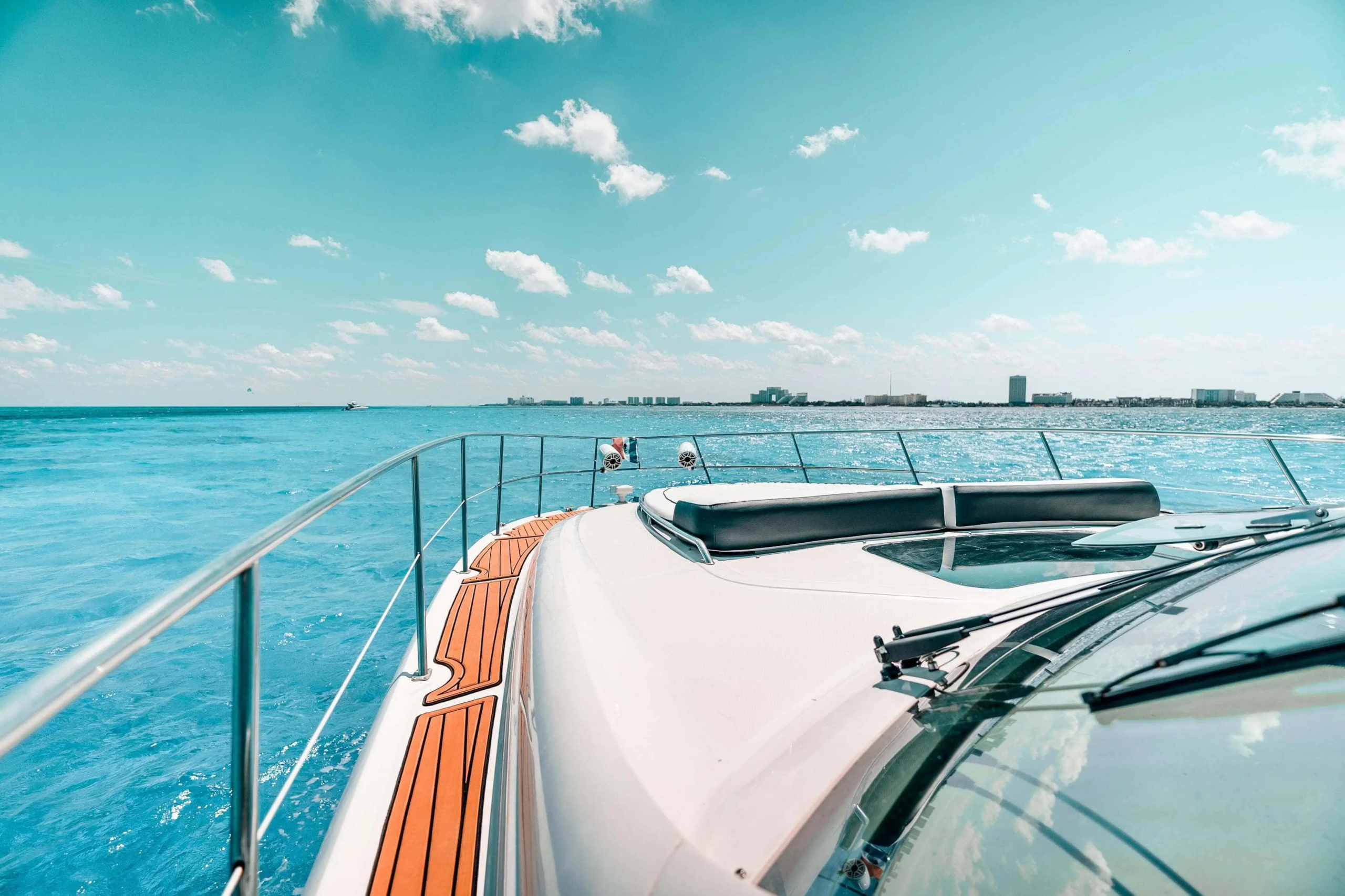 boat rentals cancun 18