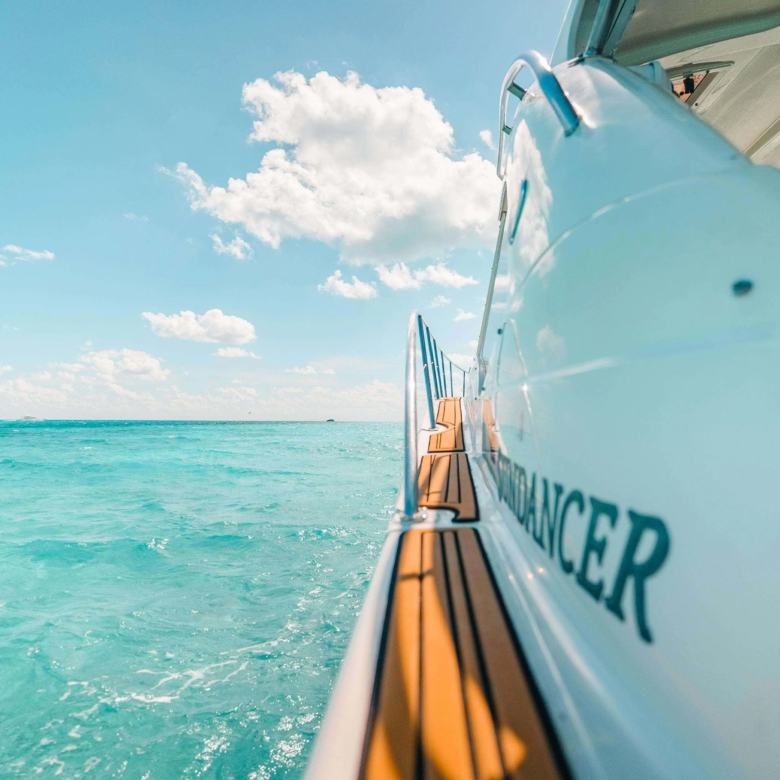boat rentals cancun 19