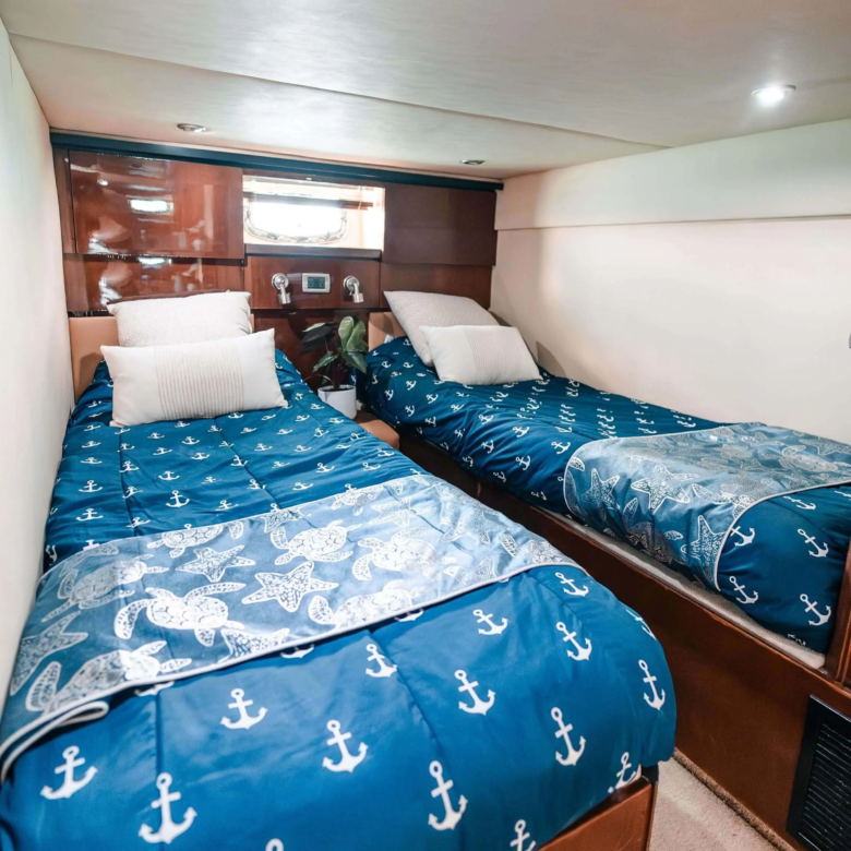 boat rentals cancun 26