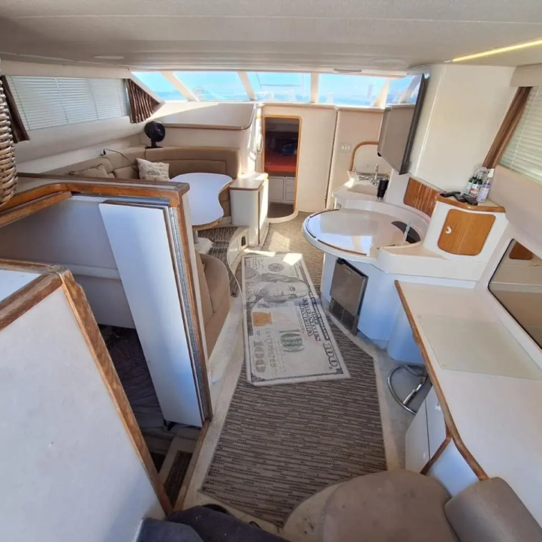 yacht tours in cancun 10