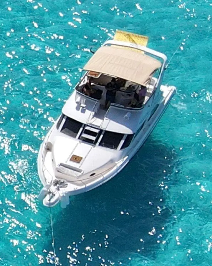 yacht tours in cancun 14