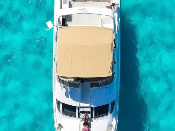 cancun yacht charter 16