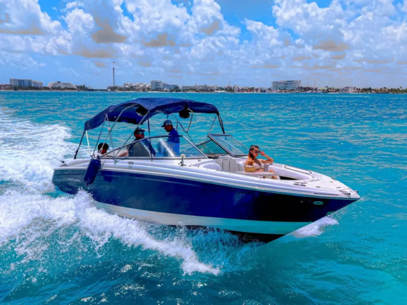 yate privado cancun 4