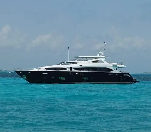 renta de yates de lujo en cancun 18