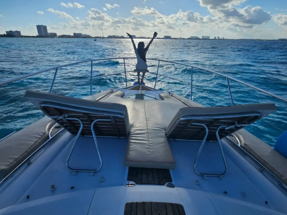 renta de barcos en cancun 21