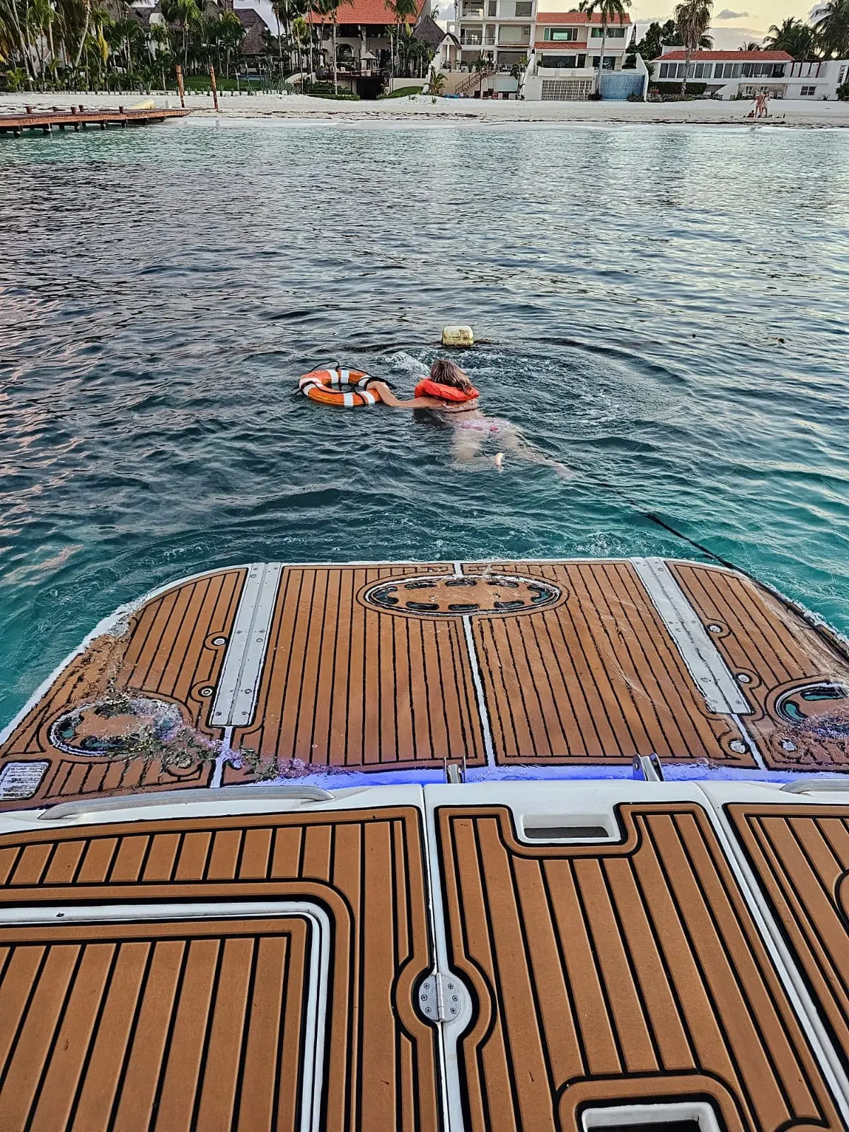 renta de barcos en cancun 22