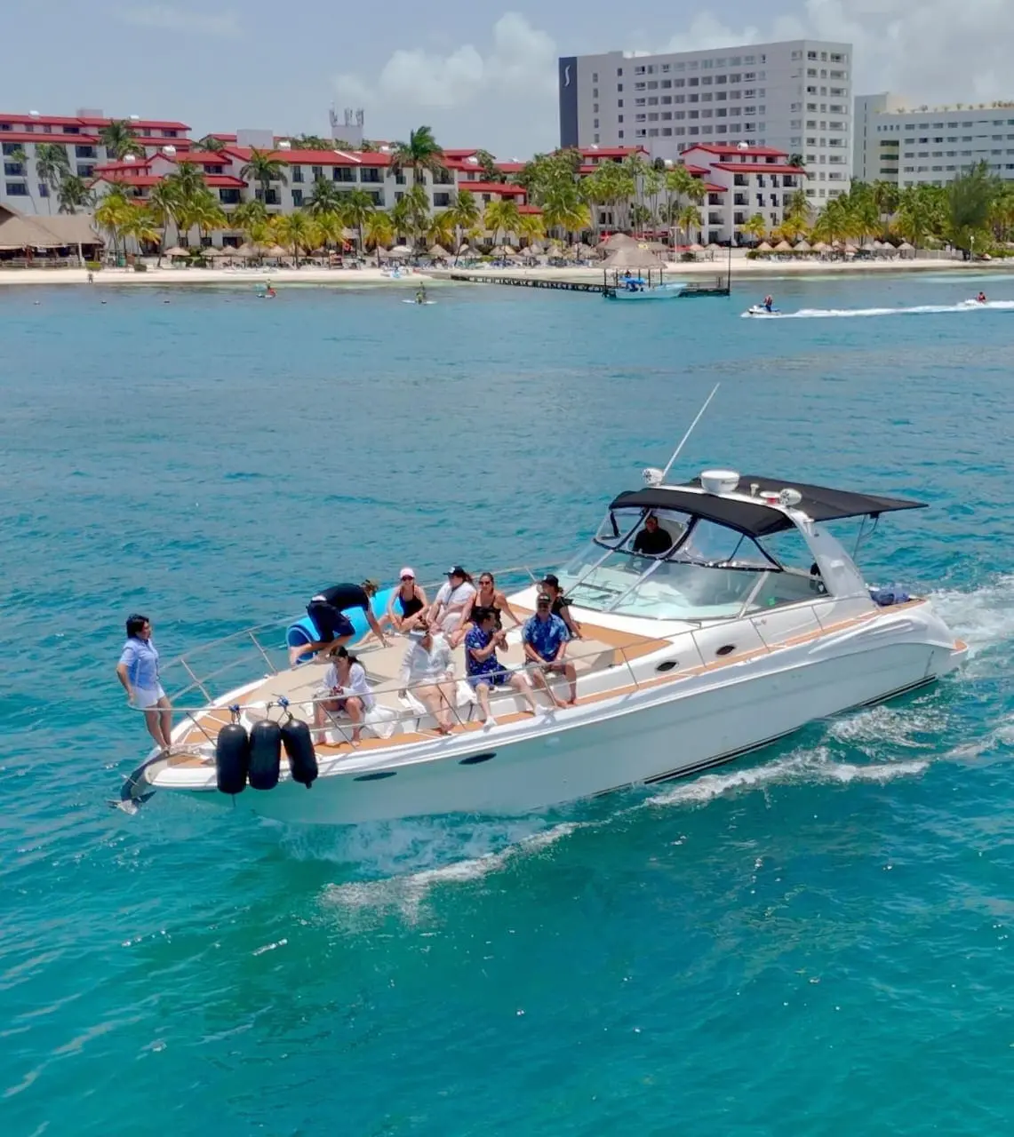 cancun 126 yacht rental