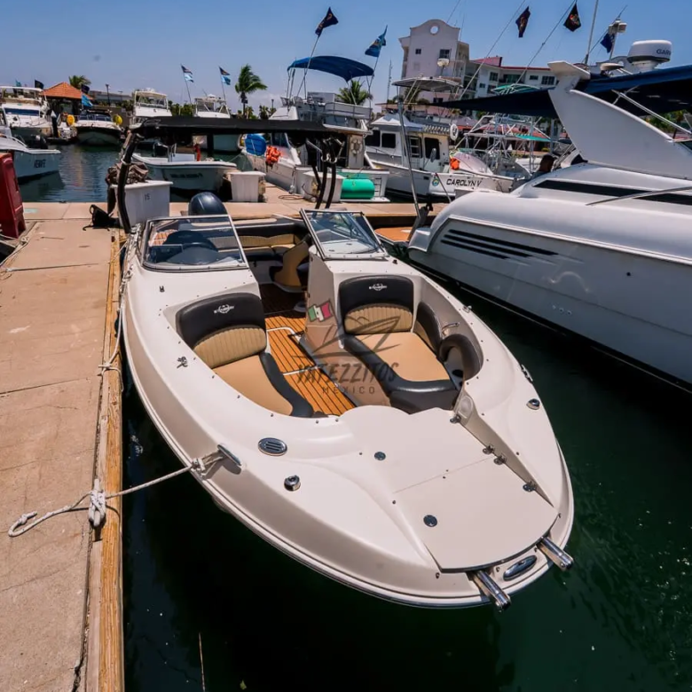 Mazatlan yachts 6