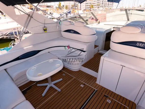 yachts in mazatlan rent 16