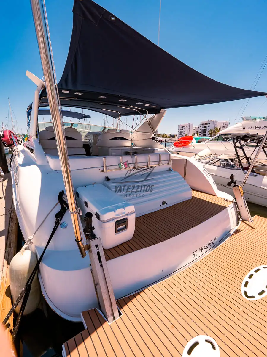 yachts in mazatlan rent 18