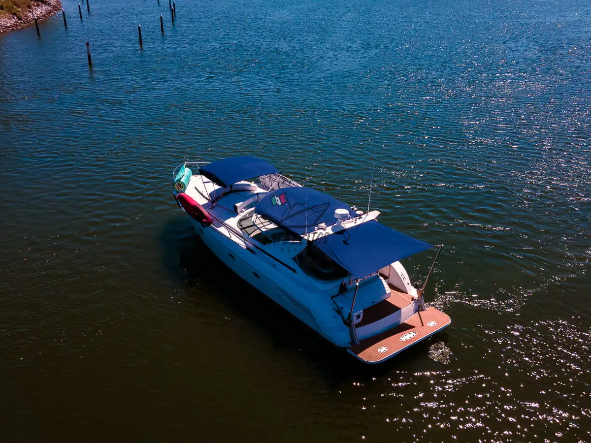 yachts in mazatlan rent 23