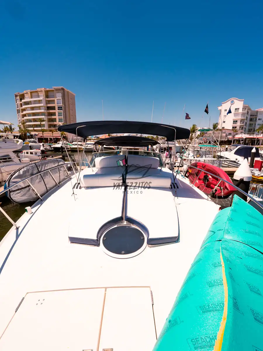 yachts in mazatlan rent 7