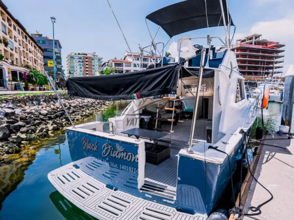 Renta de Lanchas en Puerto Vallarta – Black Diamond - 002
