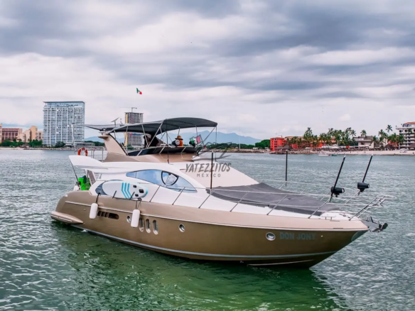 Yates en Vallarta - Don Jony Azimut 55ft - 013