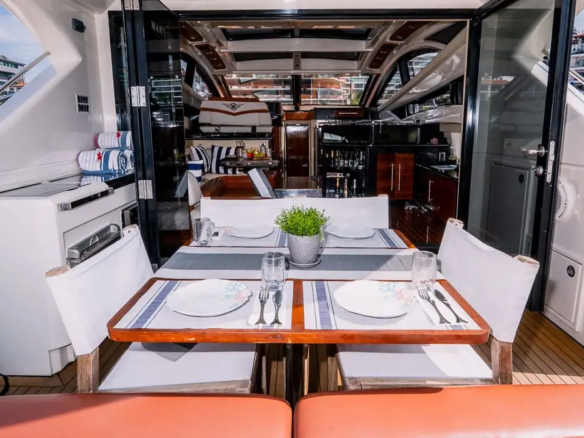 Renta de Yate en Vallarta Precio: Vive el Lujo con el Yate Ziba - 004