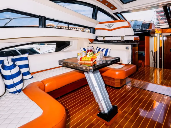 Renta de Yate en Vallarta Precio: Vive el Lujo con el Yate Ziba - 003