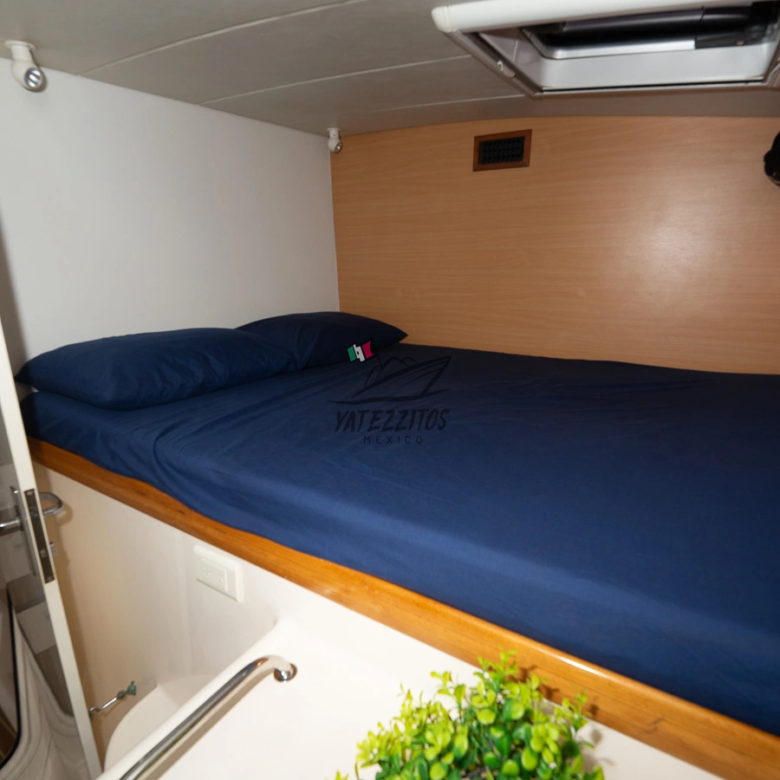 Catamaran Tour Puerto Vallarta – Michelle 48″ 0008