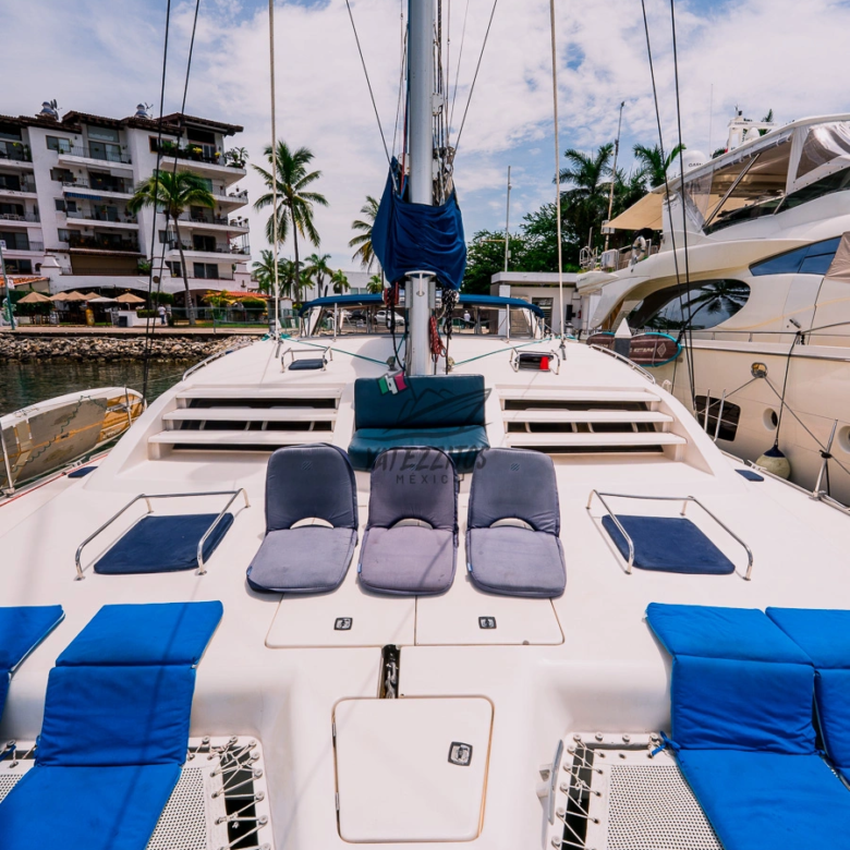 Catamaran Tour Puerto Vallarta – Michelle 48″ 0003