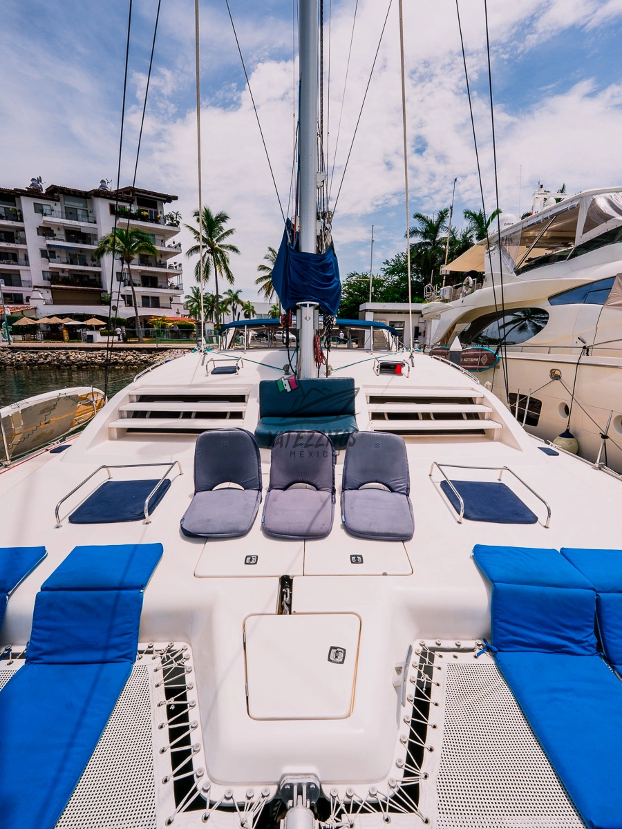 Catamaran Tour Puerto Vallarta – Michelle 48″ 0003