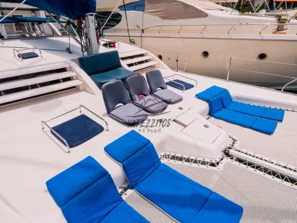 Catamaran Tour Puerto Vallarta – Michelle 48″ 0005