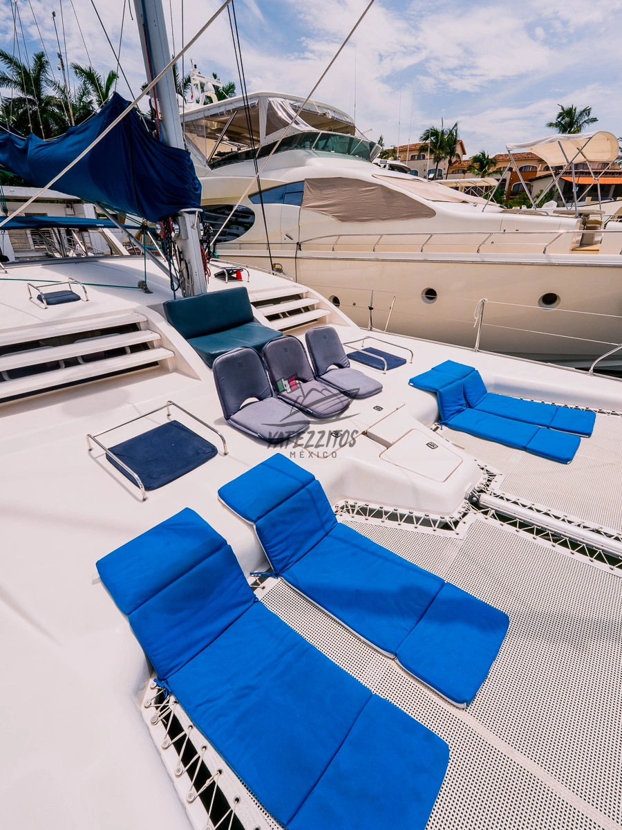 Catamaran Tour Puerto Vallarta – Michelle 48″ 0005