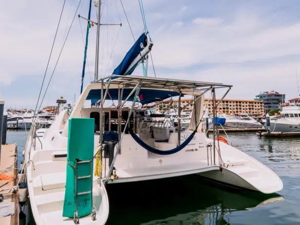 Catamaran Tour Puerto Vallarta – Michelle 48″ 0006