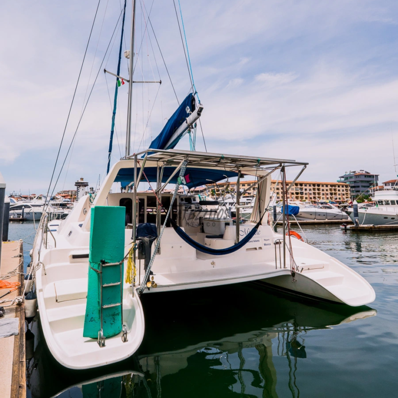 Catamaran Tour Puerto Vallarta – Michelle 48″ 0006