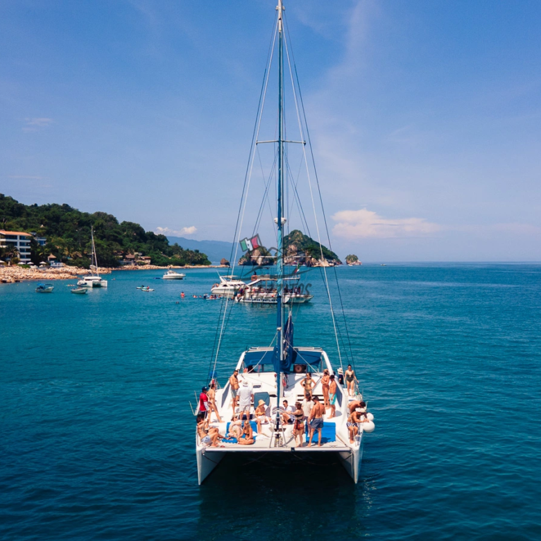 Catamaran Tour Puerto Vallarta – Michelle 48″ 0019