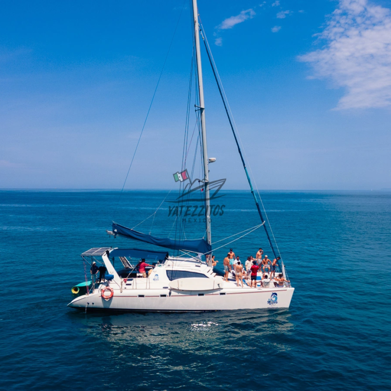 Catamaran Tour Puerto Vallarta – Michelle 48″ 0013
