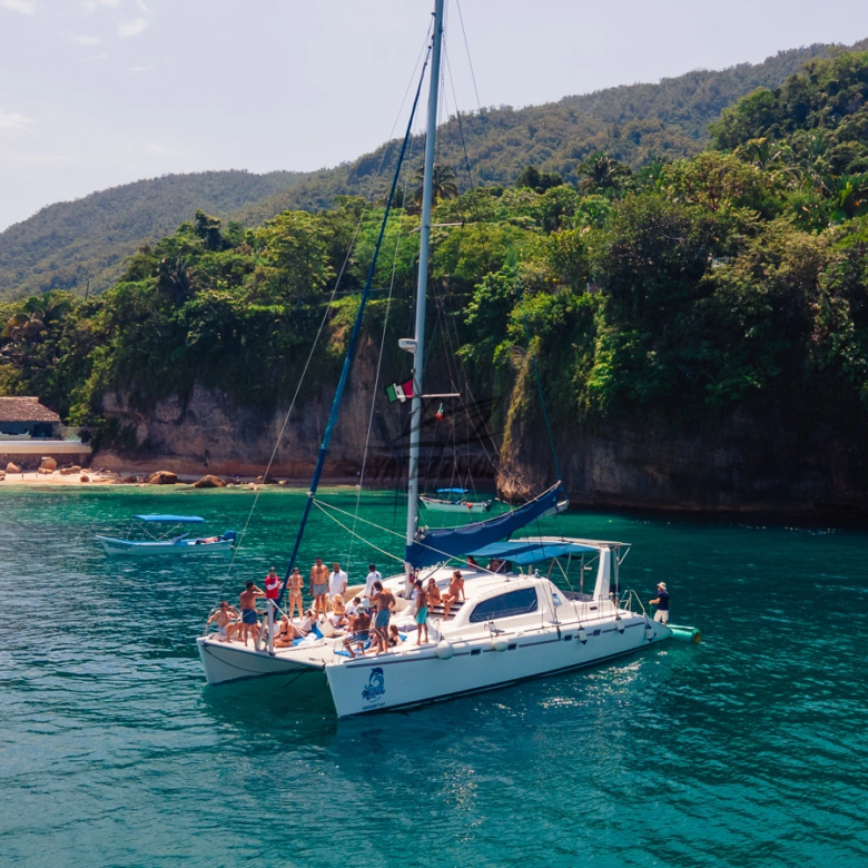 Catamaran Tour Puerto Vallarta – Michelle 48″ 0022