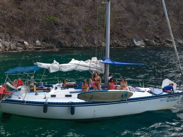 Veleros Vallarta – Velero Sea Breezes Custom 41ft 002