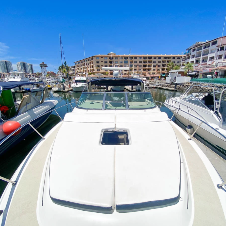Paseos en yate Puerto Vallarta – Santa Elisa 38ft - 003