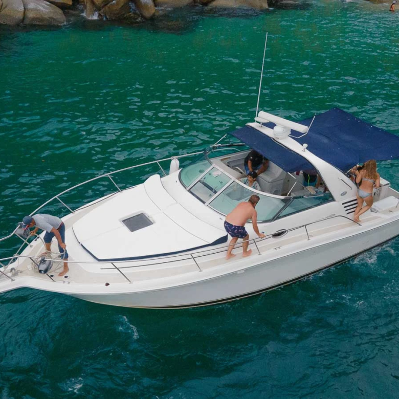 Paseos en yate Puerto Vallarta – Santa Elisa 38ft - 008
