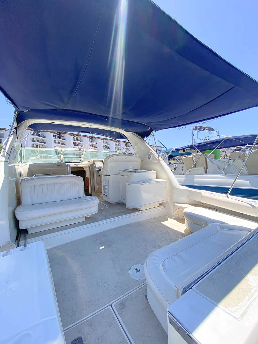 Paseos en yate Puerto Vallarta – Santa Elisa 38ft - 001