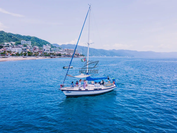 Excursion a Puerto Vallarta - Velero Mountaineer 12