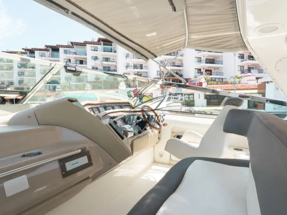 Rent and boat Puerto Vallarta | Ándale Sea Ray 50ft - 0005