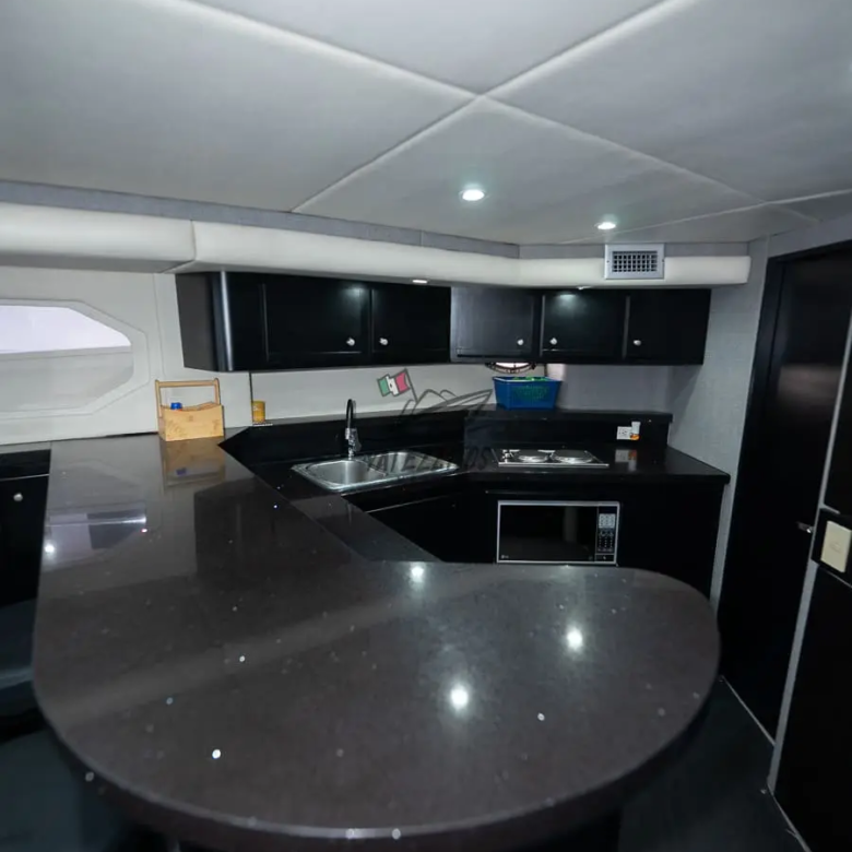 Tour a Puerto Vallarta – Yate Calypso Cruiser 43″ 020