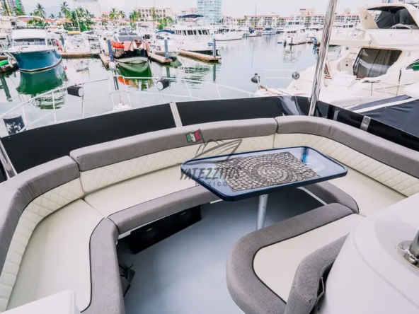 Tour a Puerto Vallarta – Yate Calypso Cruiser 43″ 006