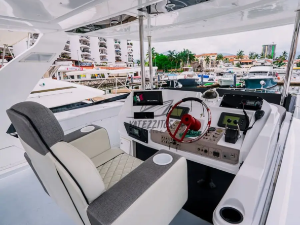 Tour a Puerto Vallarta – Yate Calypso Cruiser 43″ 008